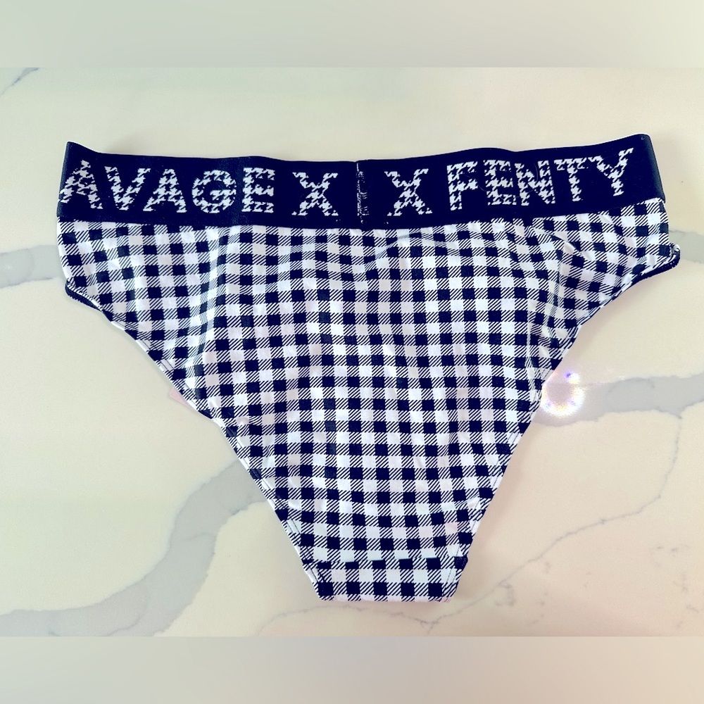Savage X Fenty 🖤🤍 Black and White size M New with tags. - Picture 3 of 3